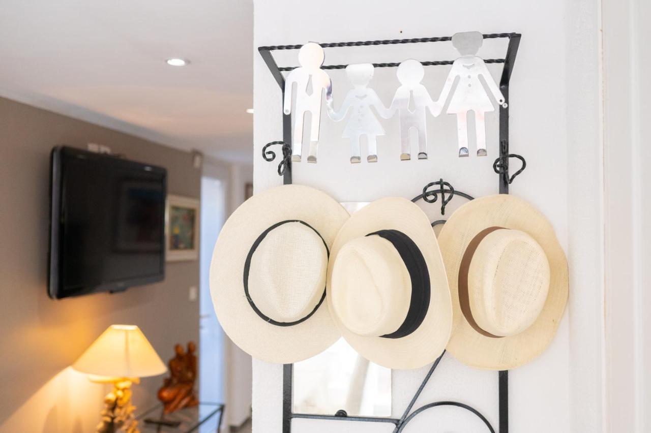 Appartement De Caractere Le Camelia, 56M², Dans Propriete Au Calme Avec Piscine By Le Mas De Louise Et Sacha Solliès-Toucas Εξωτερικό φωτογραφία